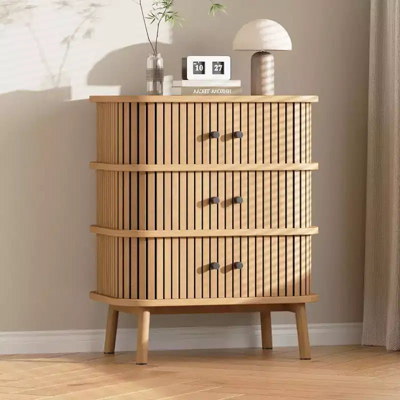 3 Drawer Dresser, Chest of Drawers for Bedroom, Spacious Storage Wicker Dresser with Matte Black Handles and Wood Legs for Closet, Hallway, Nature